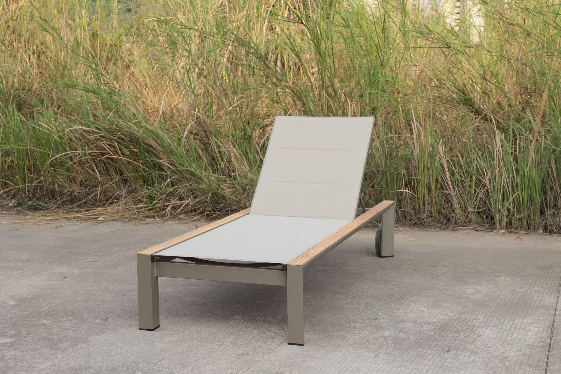 مصنع أثاث خارجي في فوشان، كرسي - مراجعة Outdoor Daybed Furniture وسعره